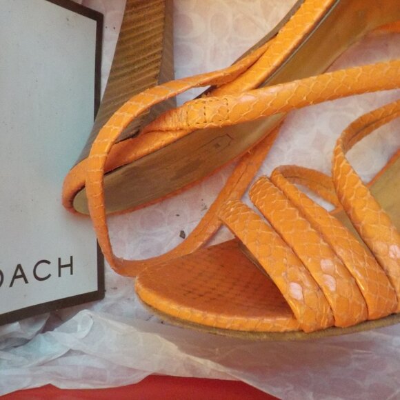 Like New Coach Sandals in Tangerine printed Python Leather SZ 8B - Picture 2 of 13